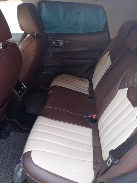 Такси межгород кроссовер и седан