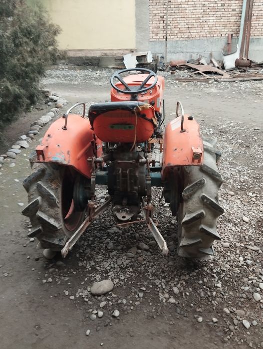 Кубота минитрактор сотилади