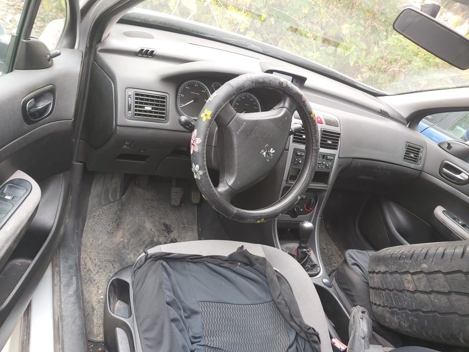 Пежо 307 2.0 HDI 90 к.с 2002 година