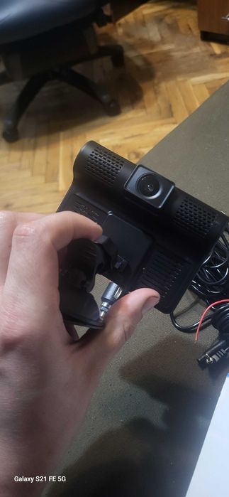 7 inch multimedia touchscreen, мултимедия и камера.