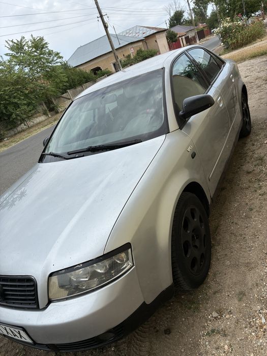 Audi A4 benzina 2003