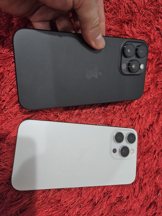 -Iphone 15Pro Max Silver Black Titanium 256Gb 8Ram  Bat: 91%-90%: 532-669 cicluri incarcare stare foarte buna poze reale nici o restrictie