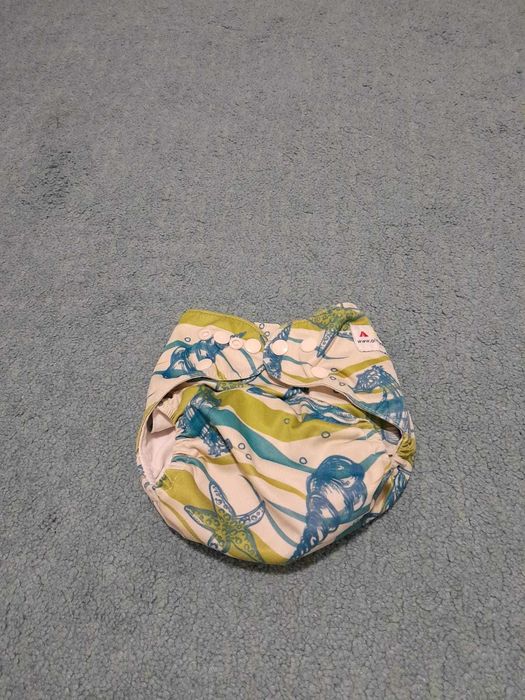 Lot 20 scutece textile cu inserturi si saculet