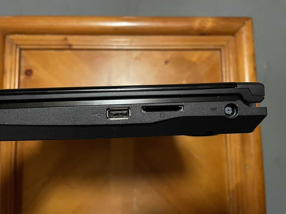 MSI GP72 Leopard Pro (i7-7700HQ, GTX 1070 VRAM 8GB, DDR4 32Gb)