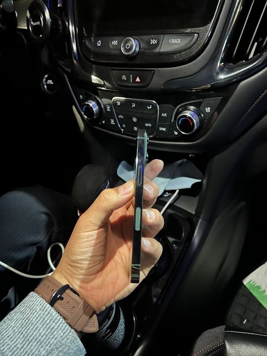 Iphone 13 pro tinniq