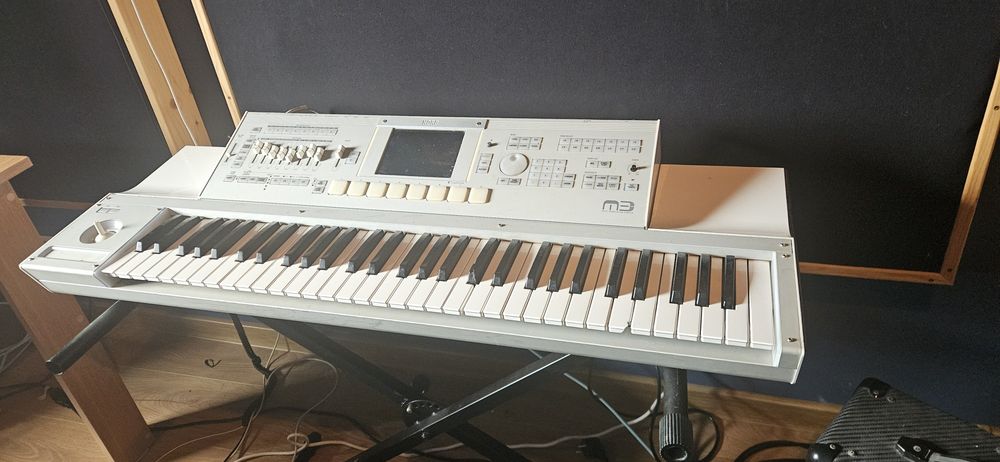 Korg M3 orga electronica
