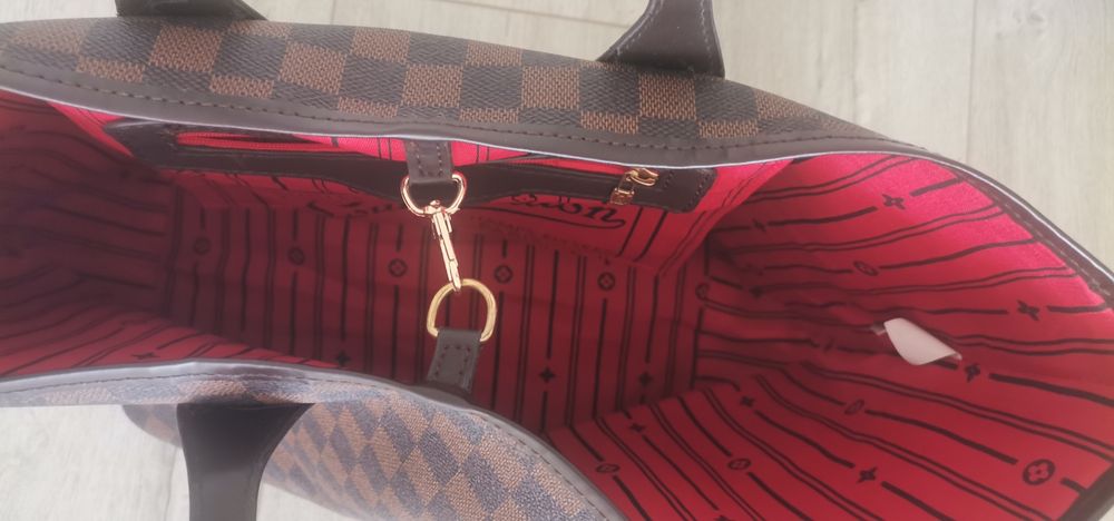 Louis Vuitton дамска чанта