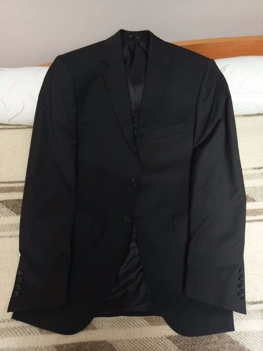 ЧИСТО НОВ Мъжки костюм Roy Robson 100% вълна , размер М