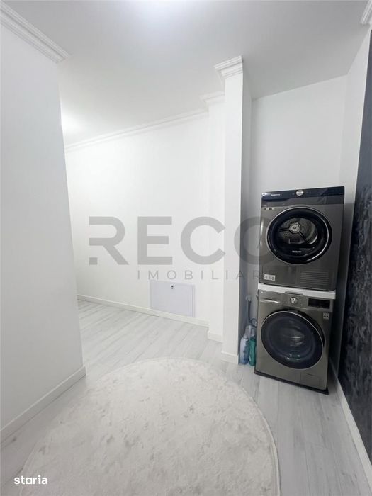 RECO, apartament decomandat, 3 camere, cu loc de parcare privat, Victo