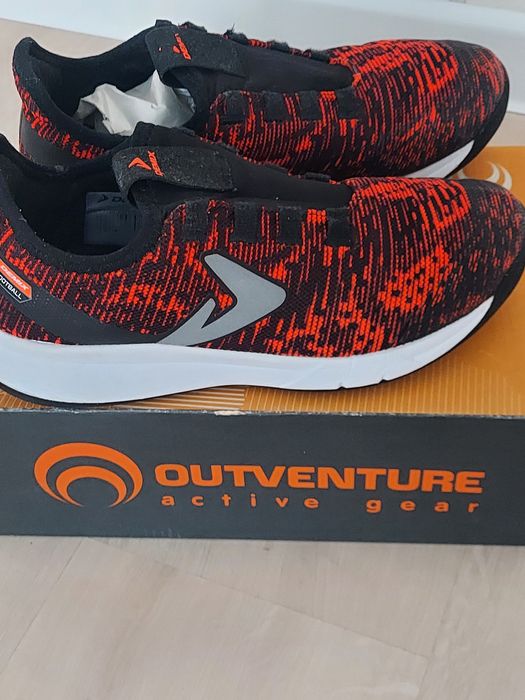 Продам новую одежду брюки Orchestra, рубашки, кроссовки