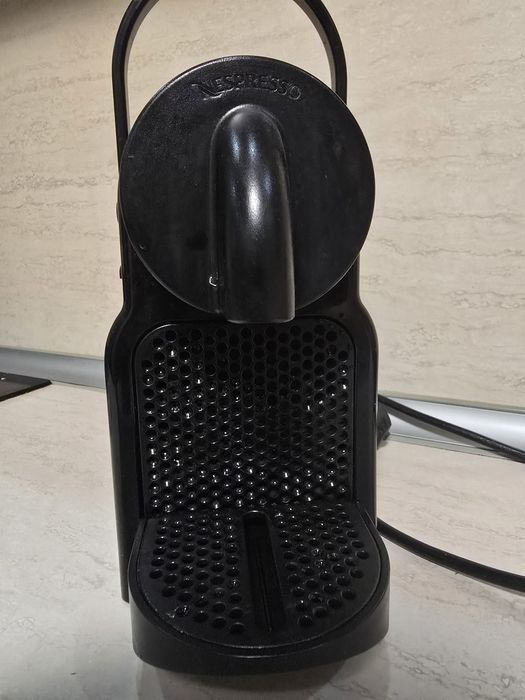 Nespresso кафе машина