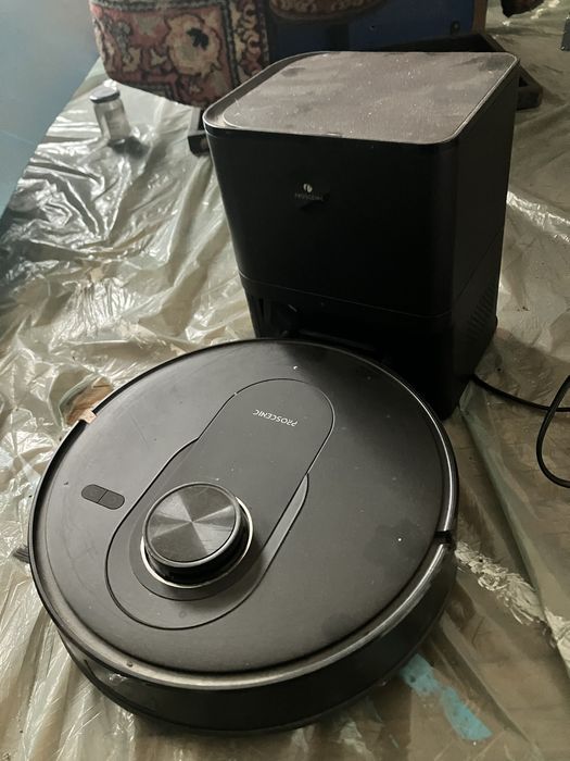 Aspirator Robot Proscenic Q8Max cu statie de golire