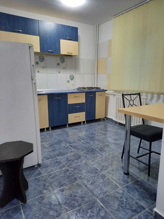 Proprietar – Mall Vitan-Dristor –str. Agatha Barsescu–Foarte spatioasa