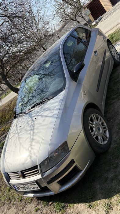Vând Fiat Stilo 1.6