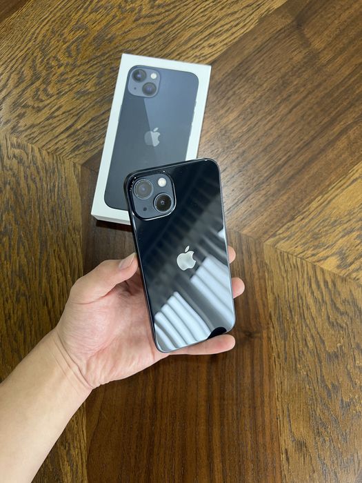 Iphone 13 128 gb RM/A в идеале 85% акб