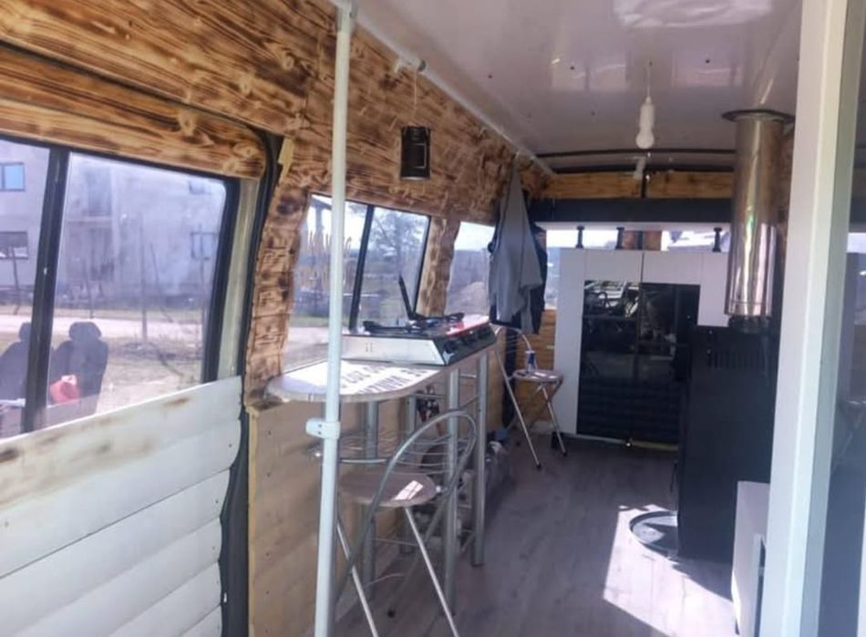 Vând Volkswagen LT Camping 

Pret 4