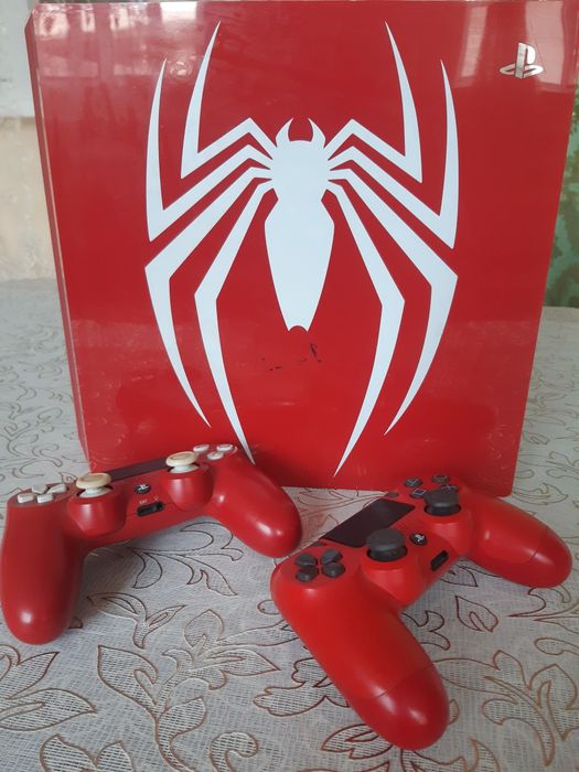 Playstation 4 Pro 1 TB 500GB