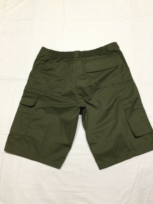 Pantaloni scurti lucru marime XL