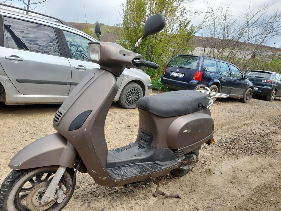 Scuter 49 cm (se conduce fara permis)