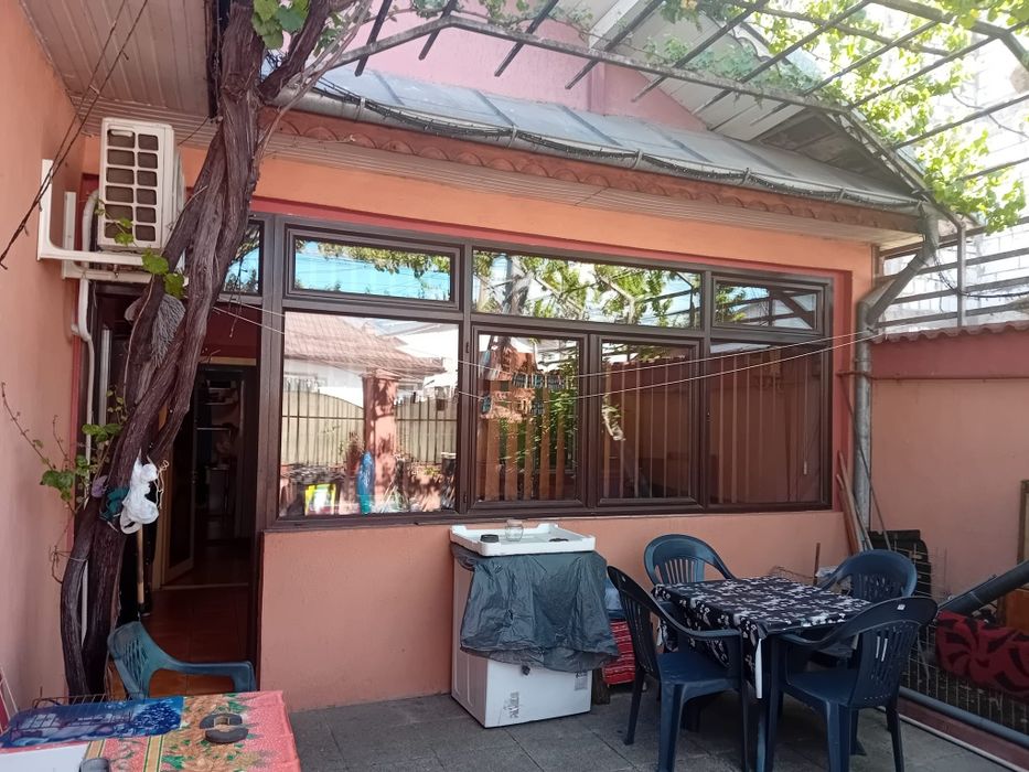 Casa 3 camere la curte, Sector 3 - 23 August | Mobilata | Garaj + Beci | 110.000€