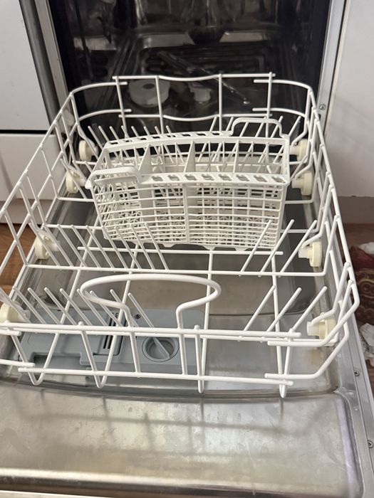 Посудомойка indesit