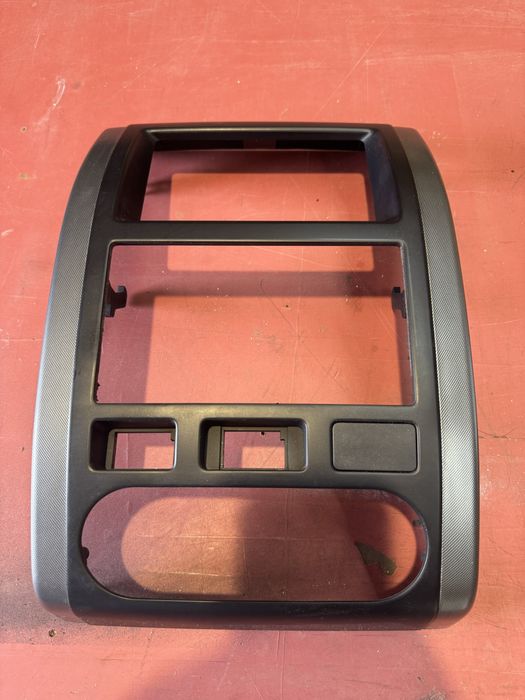 Radio cd cu display si navigatie Nissan Xtrail t31