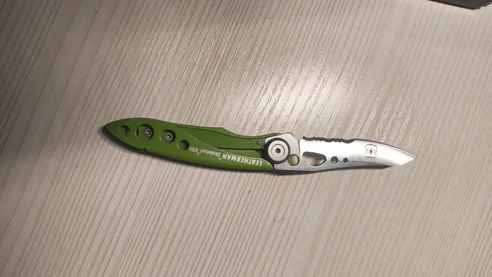 Продам leatherman FREE P2
