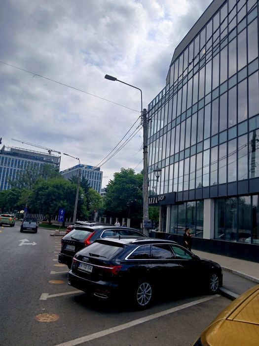 Spatiu de închiriat  174 m- metrou Timpurii Noi / Tineretului