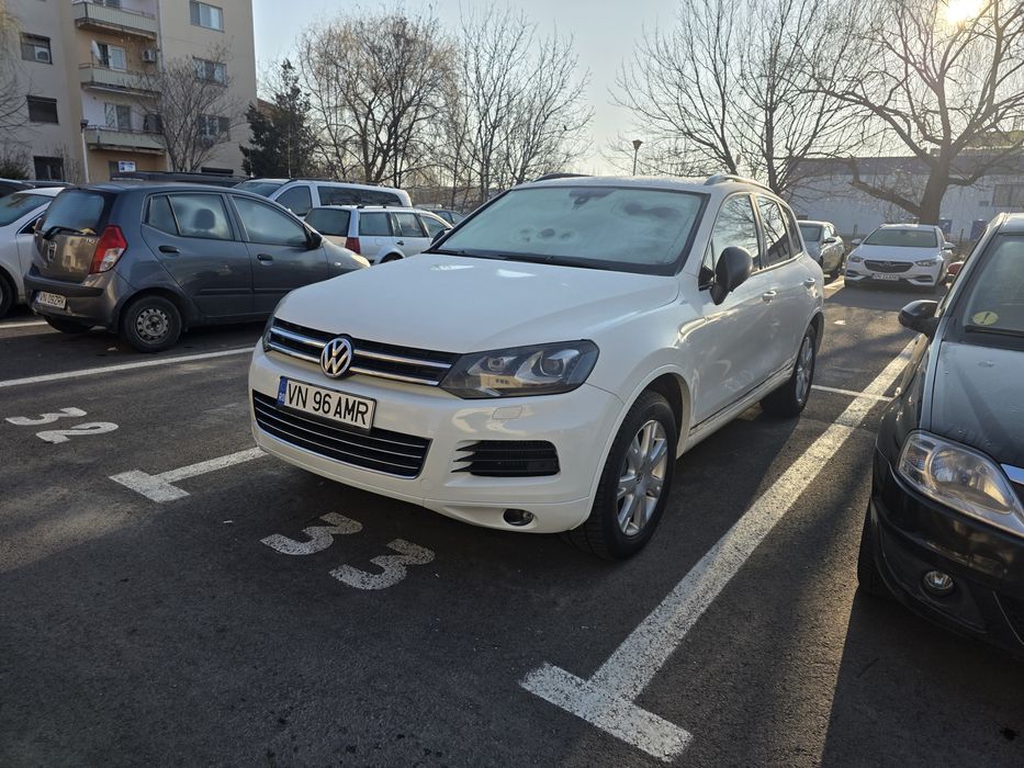 VOLKSWAGEN Touareg 2012 — imagine 3