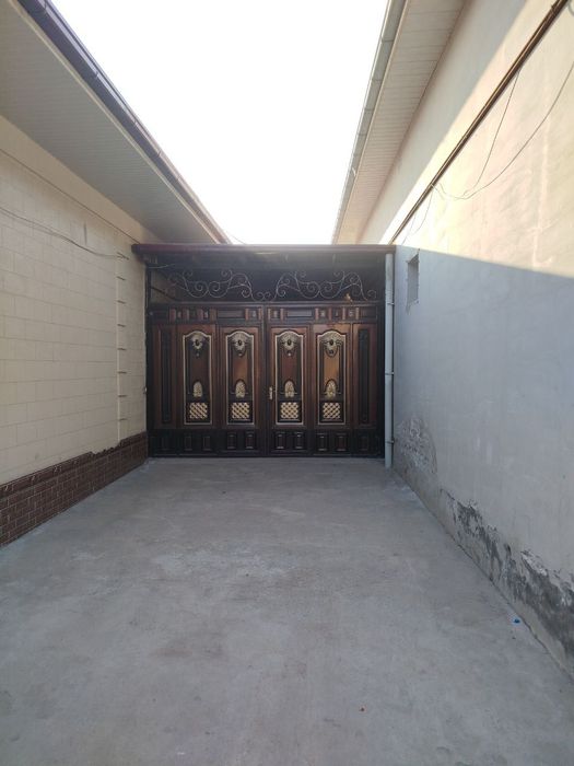 Ер-ховли сотилади Охунбобоевда.