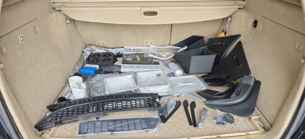 Accesorii tesla model 3 highland