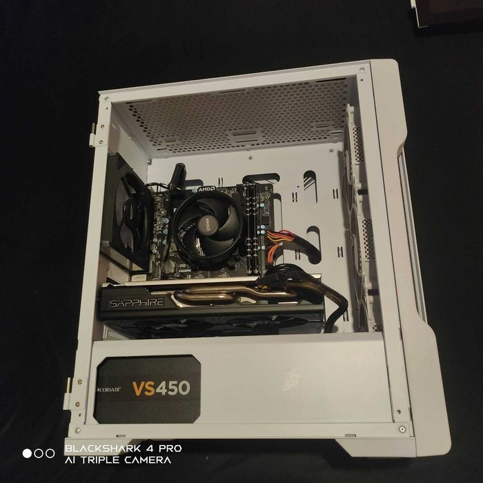 Компютър за лек гейминг и сърфиране райзен 5 1600