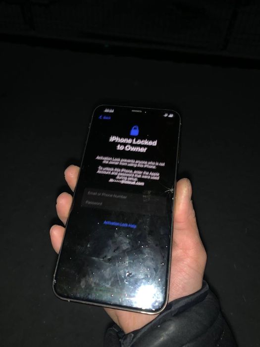 iphone Xs Max icloud tushgan