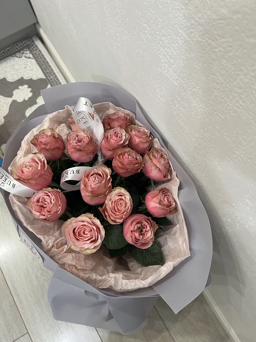 Пионовидные розы 15 шт