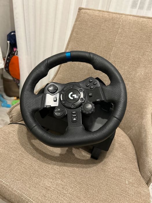 Продаётся игровой комплект Logitech G