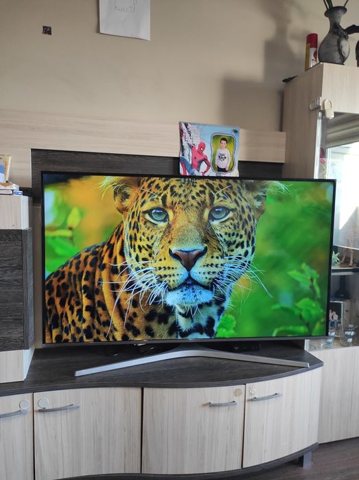 Смарт Телевизор SAMSUNG 55 инча Ultra HD 4K