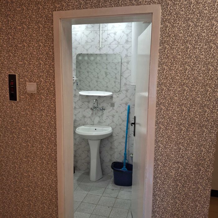 Дава се под наем Двустаен апартамент в Пловдив, Център - 55 кв.м за 331.5 € - Снимка #2