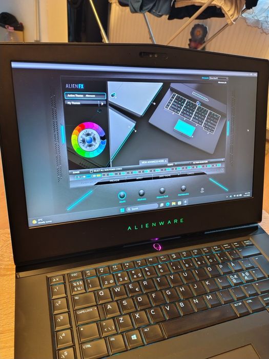 Dell Alienware R3 15 Gaming i7 ssd gtx
