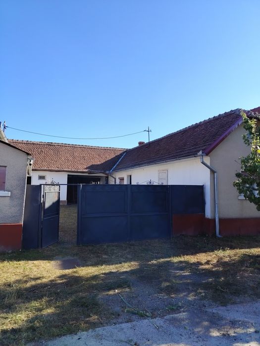 Casa de vanzare.