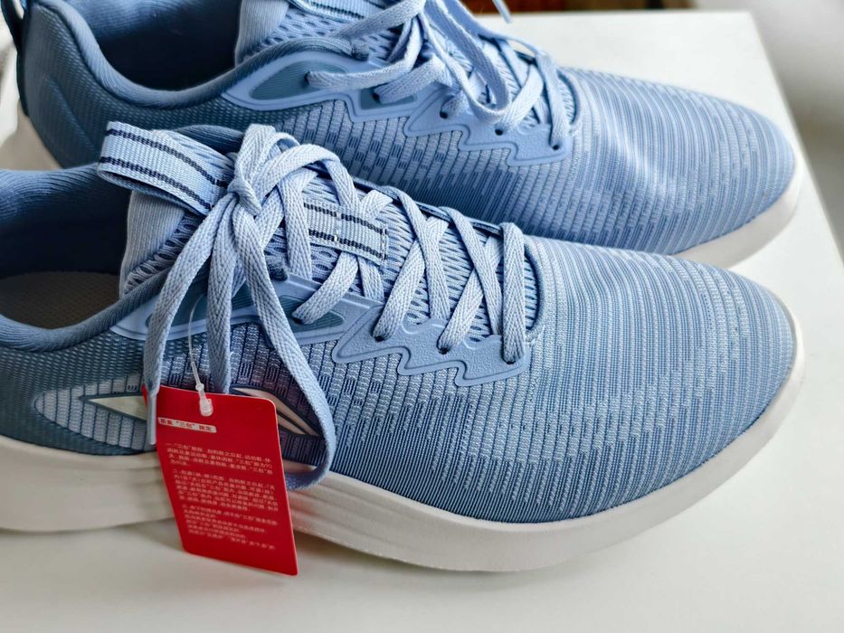 Оригинальные кроссовки Li-Ning (новые)