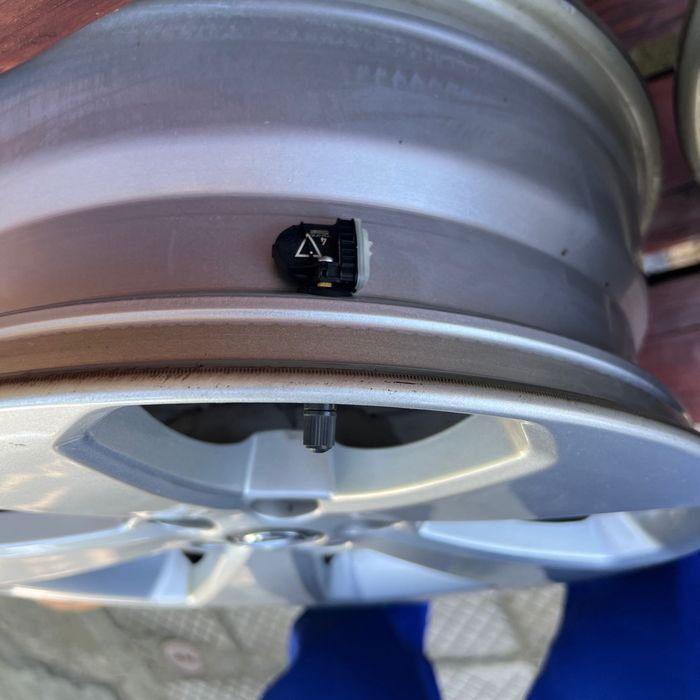 Djanti 17 5x105 Opel Джанти 17 5х105 Опел Оригинални