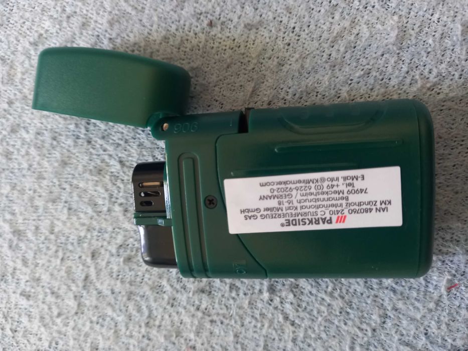 Bricheta antivânt parkside .este nouă