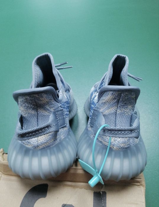 Adidas Yeezy Boost 350