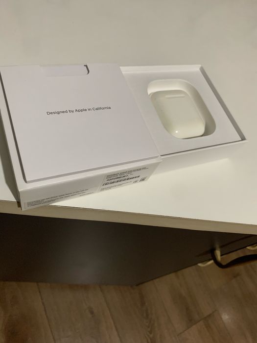 Наушники Apple Airpods 2 оригинал рабочие полностью