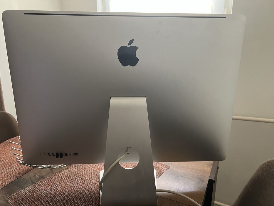 Apple iMac “27”