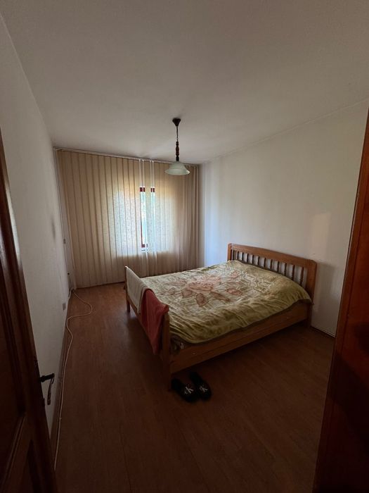 Inchiriez casa muncitori slatina 6 dormitoare