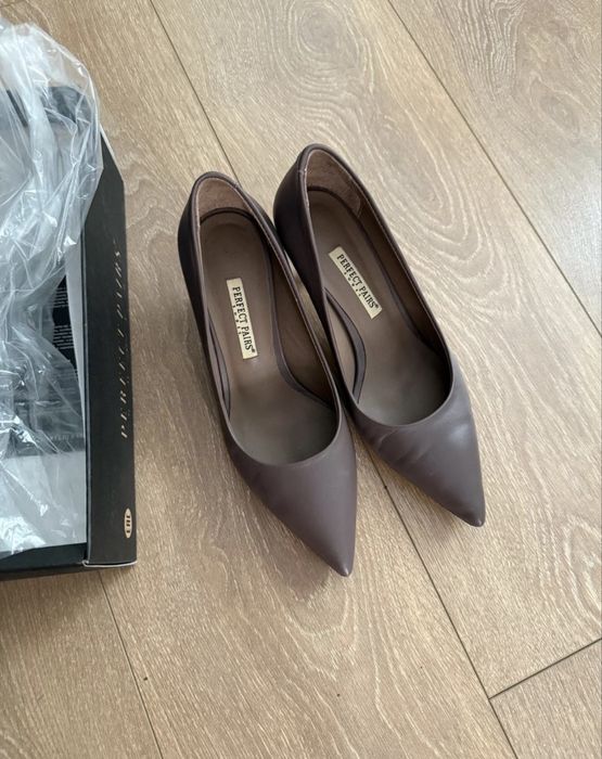 Туфли на небольшом каблуке