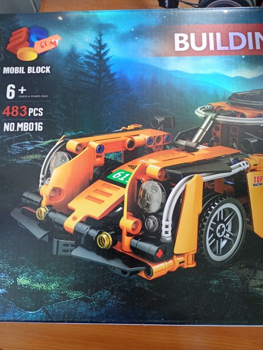 Vând 2 Lego noi .Au toate piesele