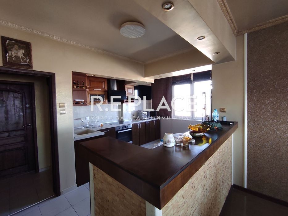 Продава се Тристаен апартамент в Варна, Бизнес хотел - 106 кв.м за 2170 €/кв.м - Снимка #2