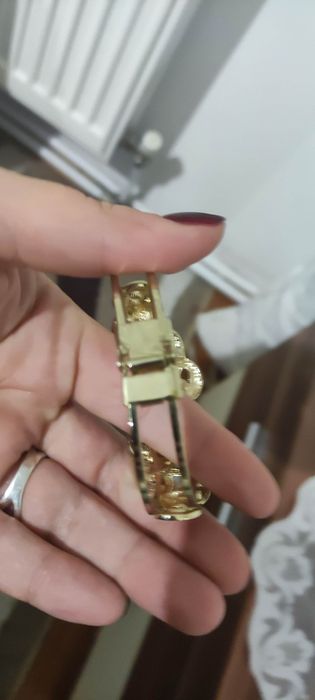 Гривна, имитация на злато